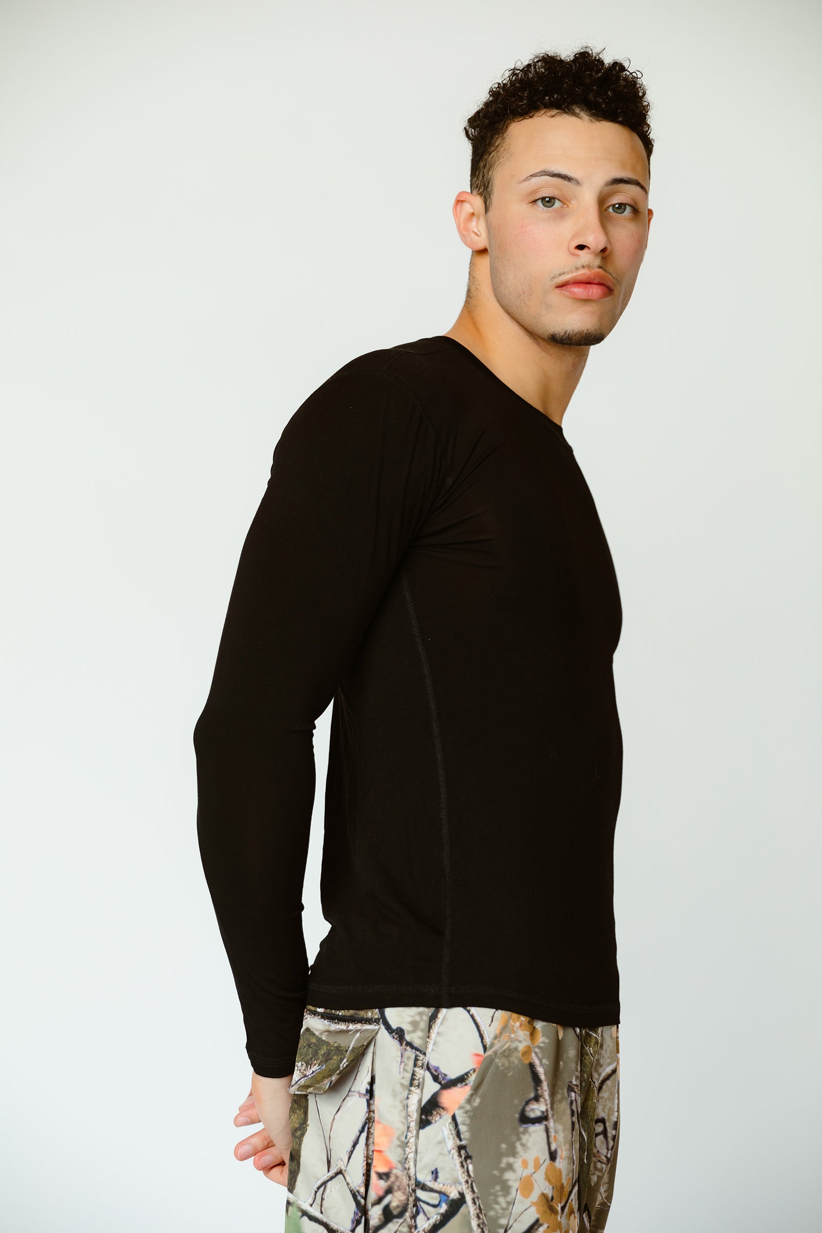 Barely There Long Sleeve (Five X Blake) Men